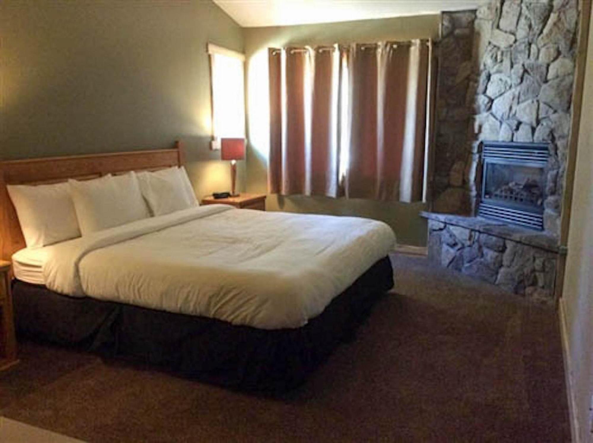 Arrowhead Mountain Lodge Cimarron الغرفة الصورة